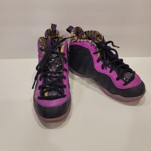 Sz 12.5 Kids Nike Little Positive One GS Cave Purple Sneakers